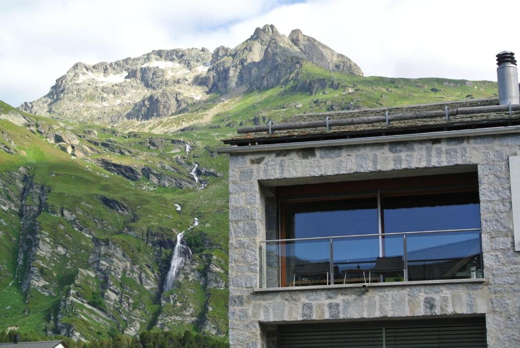 Chesa La Montanella - Ferienwohnung, Maloja - 1