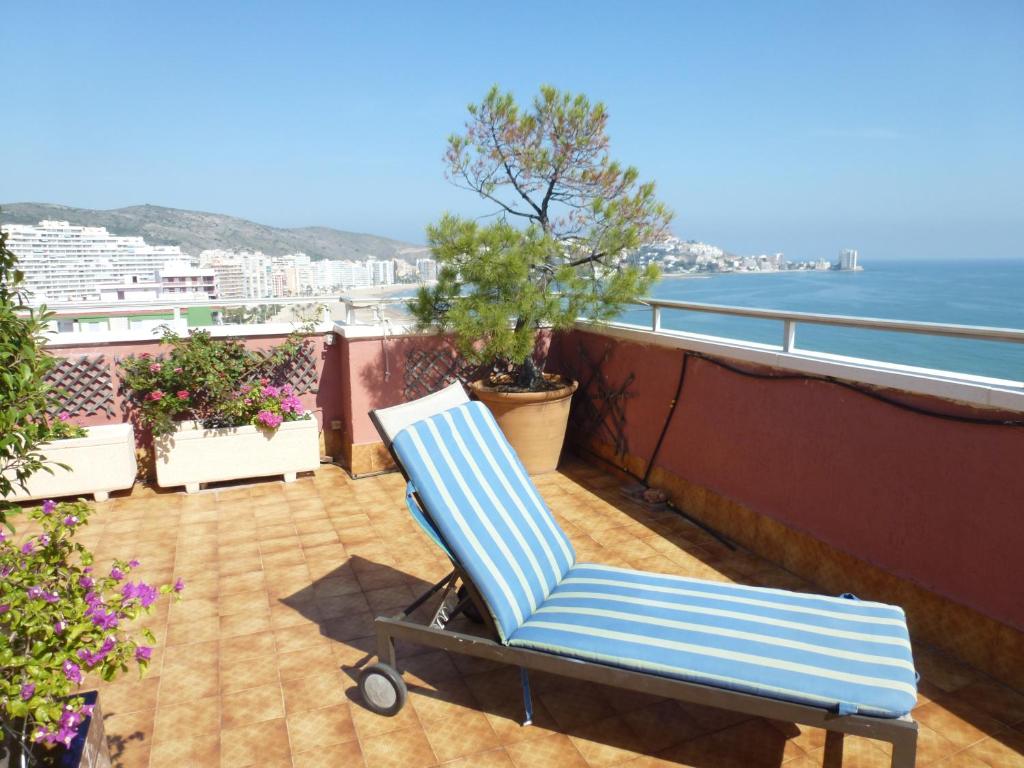 Espectacular terraza y vistas en 1a línea de playa - 4