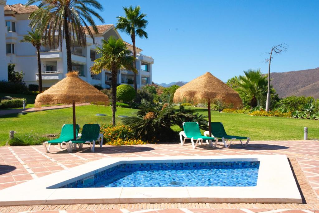 Beautiful luxurious 2 bedroom apartment with a breathtaking view at La Cala Golf - 4