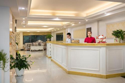 Toàn Thắng Hotel - 421 Ngô Gia Tự - by Bay Luxury