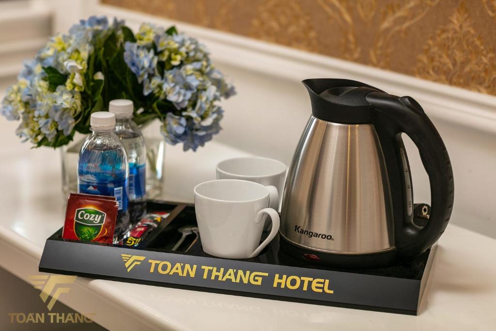 Toàn Thắng Hotel - 421 Ngô Gia Tự - by Bay Luxury