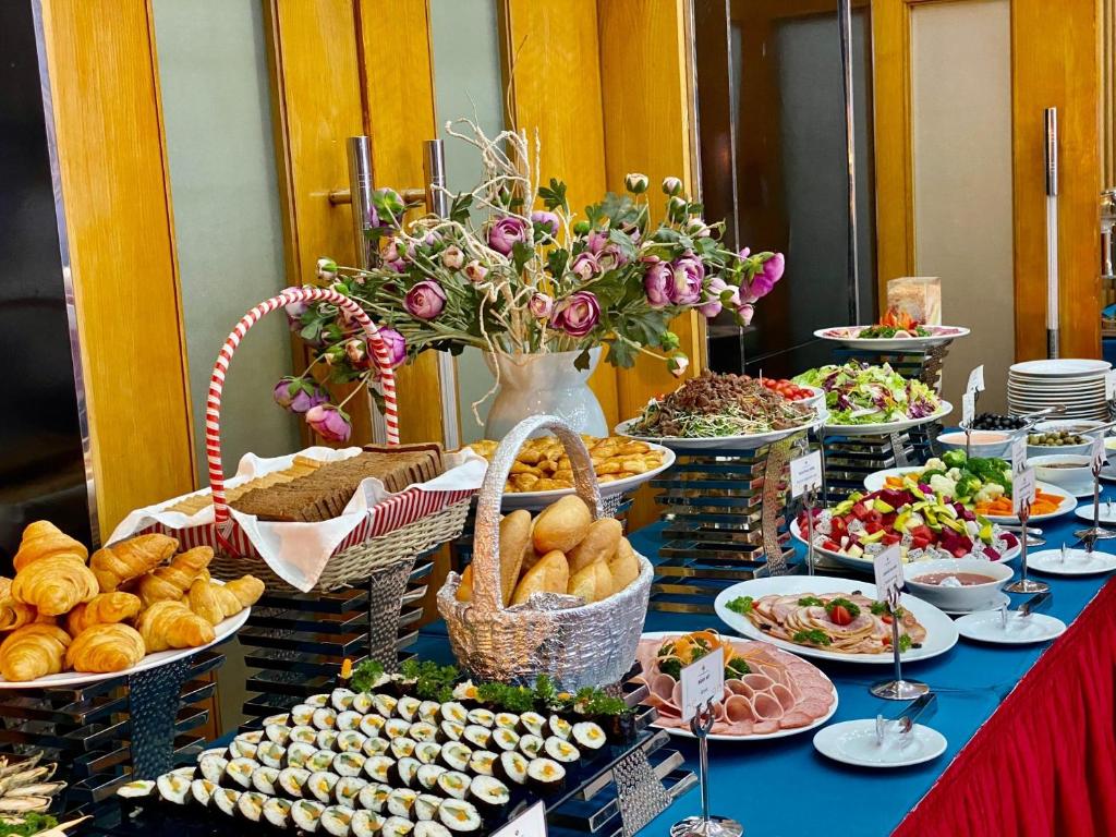 Hanoi Bao Son International Hotel Additional