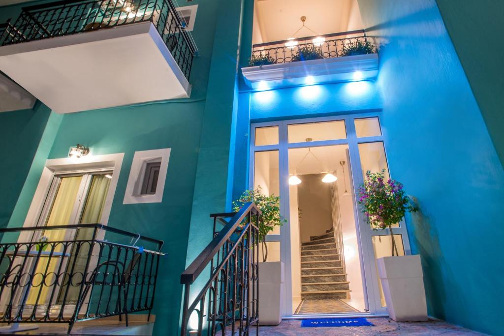 Entrance, Leonidas House in Parga