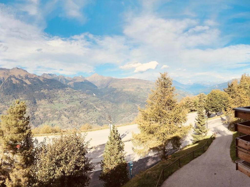 Studio rénové ski aux pieds avec vue vallée - FR-1-181-2472 - 2