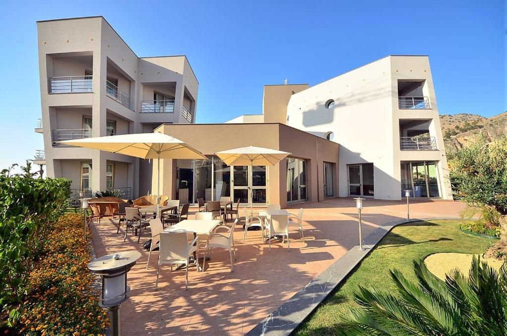 Astro Suite Hotel — Obiekt in Cefalù, Sycylia