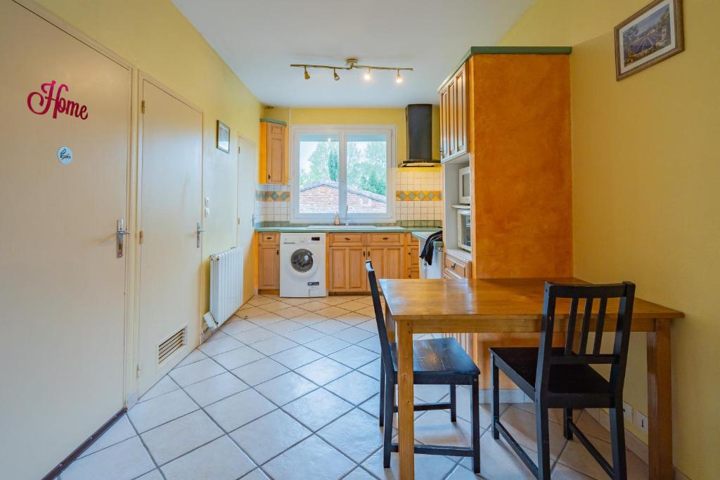 Room in Toulouse - Studio proche Airbus Toulouse St Martin Touch - 2