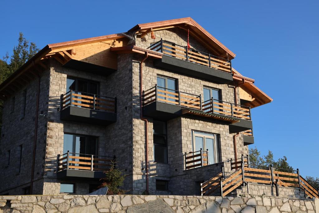 Sofra Kolonjare, Ersekë