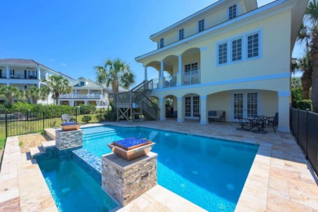 New Beachcombers at Luxurious Cinnamon Cove with Pool, Palm Coast