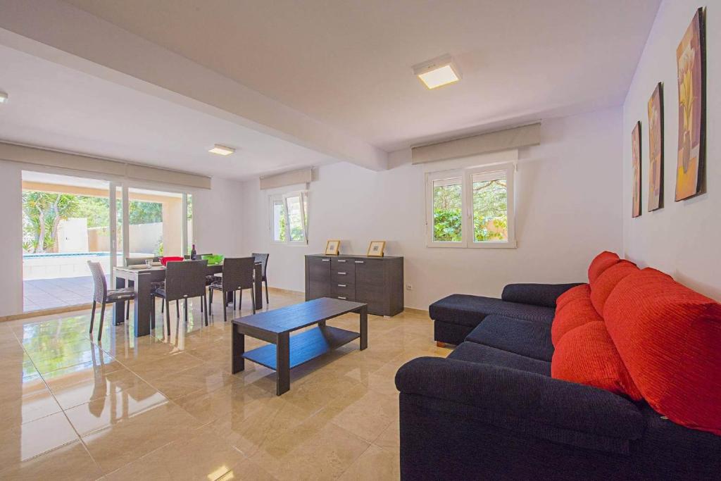 Villa Bernia - PlusHolidays - 2