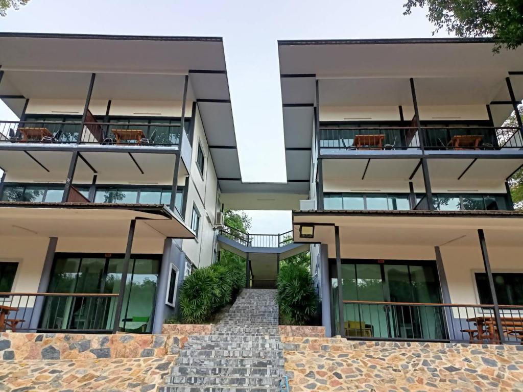 Balcony/terrace, Pechmaneekan Beach Resort in Kanchanaburi