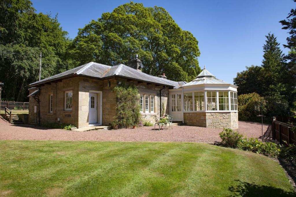 Eslington Lodge, Alnwick
