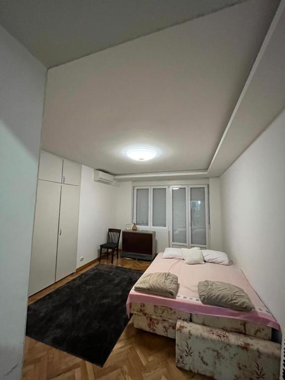 Stan u centru Niša - 4