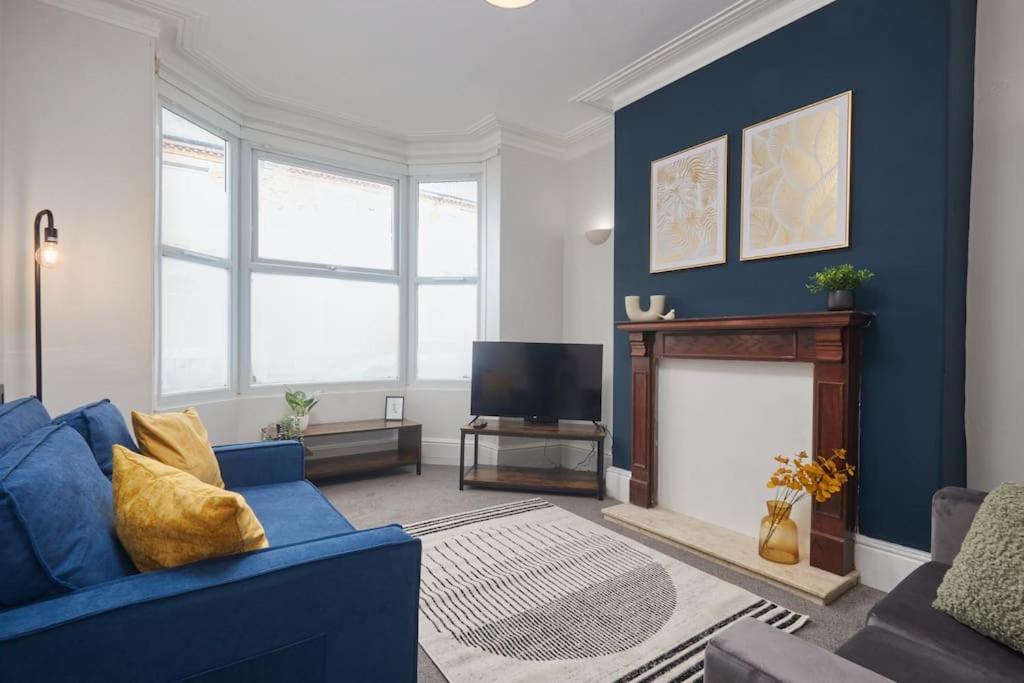 Comfortable Teesside House With On Street Parking, Stockton-on-Tees