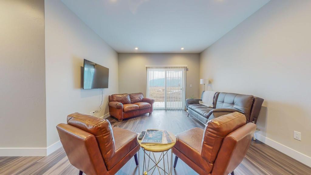 Scenic Mountain Views at Olympia Way-Unit A, Kalispell