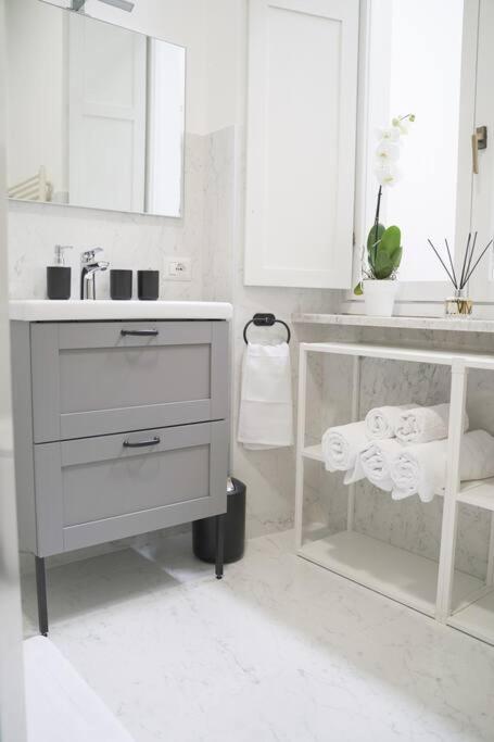 Casa Anna - spacious apartment in Turin center and Porta Nuova station - 5
