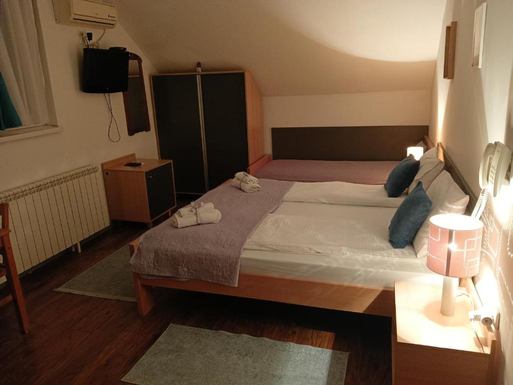 Magellan Apartments - 4