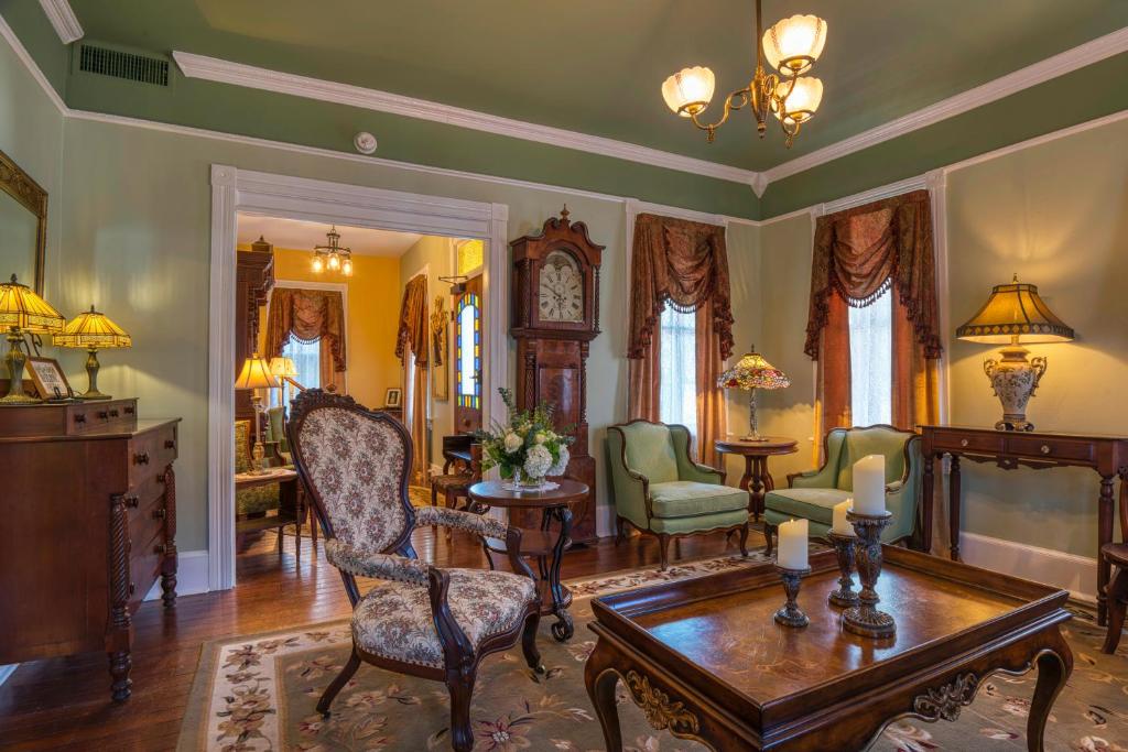 Lobby, Victorian House Bed and Breakfast in St. Augustine (FL)