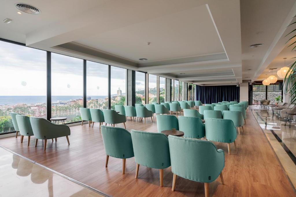 AluaSoul Orotava Valley - Adults Only — Hotel building in Puerto de la Cruz, Canary Islands