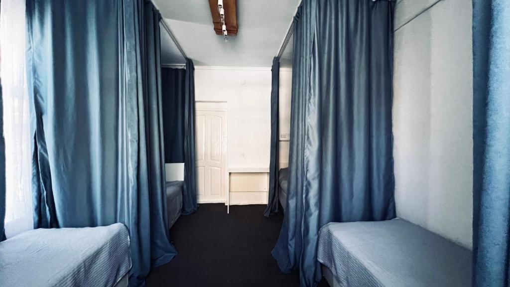 Surf Dacha Hostel, Karakol