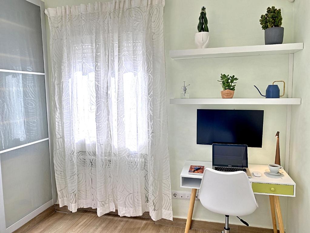 Cómoda Habitación Doble cerca de los lugares emblemáticos de Madrid - 4