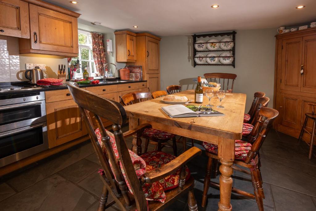 Wayside Cottage Clappersgate Ambleside photo 6
