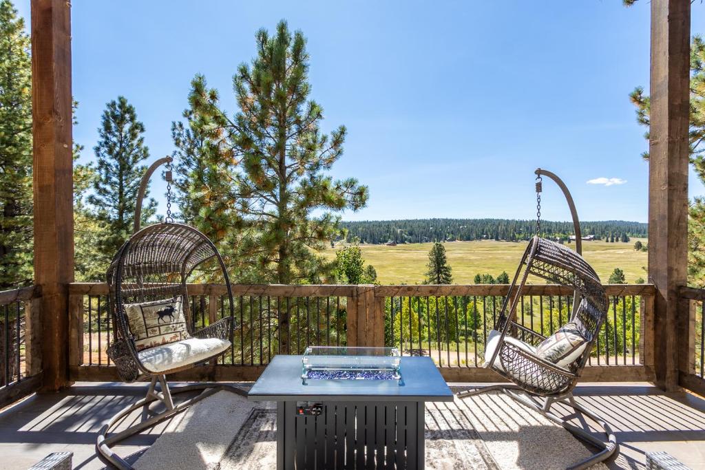 Ultimate Mtn Retreat - Game room-Fire Pits-Views-Bunk Room, Duck Creek Village