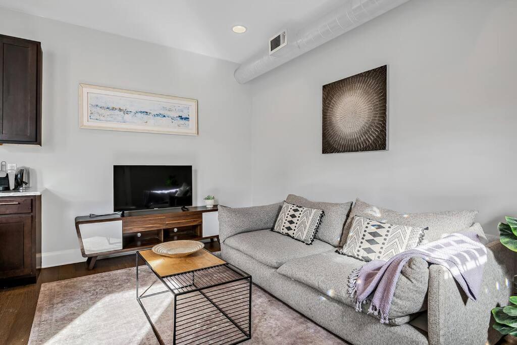 Charming HBG Haven: Cozy 1BR Apt, Harrisburg