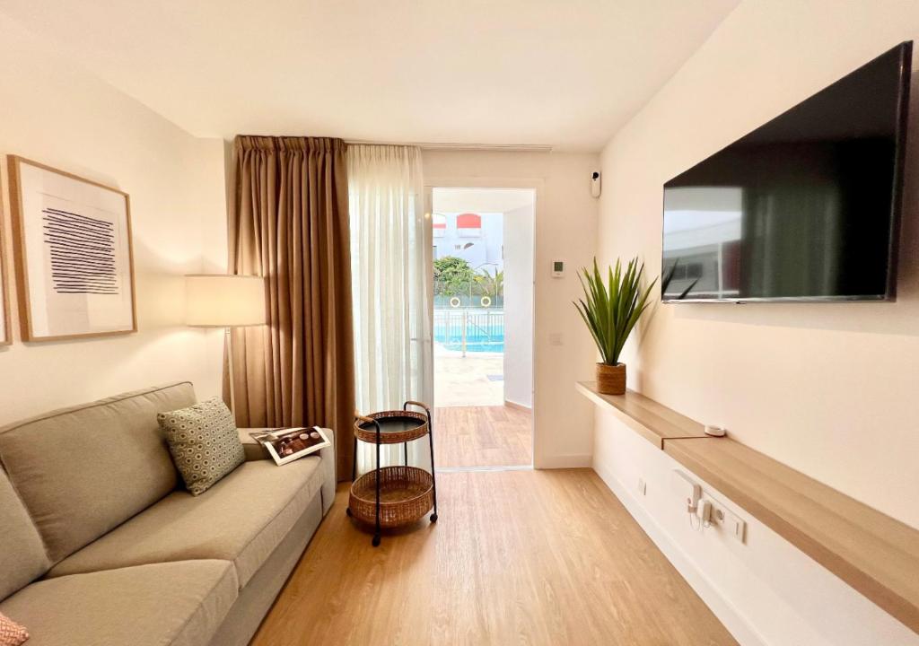 Apartamento renovado cerca de la playa - 1