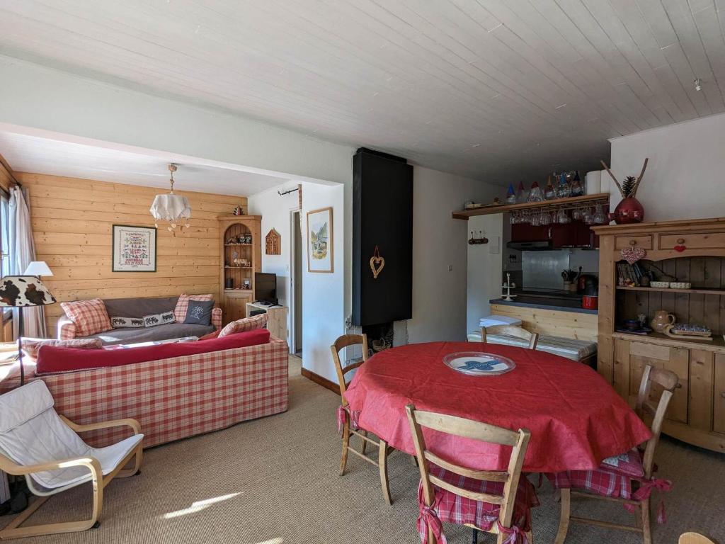 Appartement avec balcon au cœur de La Clusaz - FR-1-459-215 - 5