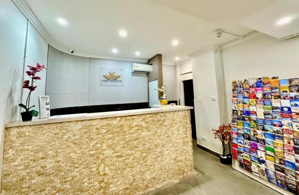 Sydney Riseon Hotel