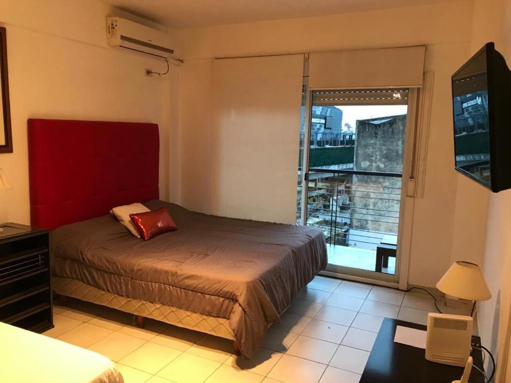 Departamento en alquiler por dia semana mes en la cuadra del Movistar Arena Buenos Aires Caba de 1 a 5 personas wifi gratis Se solicita Seña para guardarlo y un numero de contacto - 1