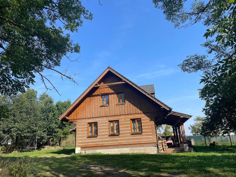 Roubenka v Posázaví, Zbizuby