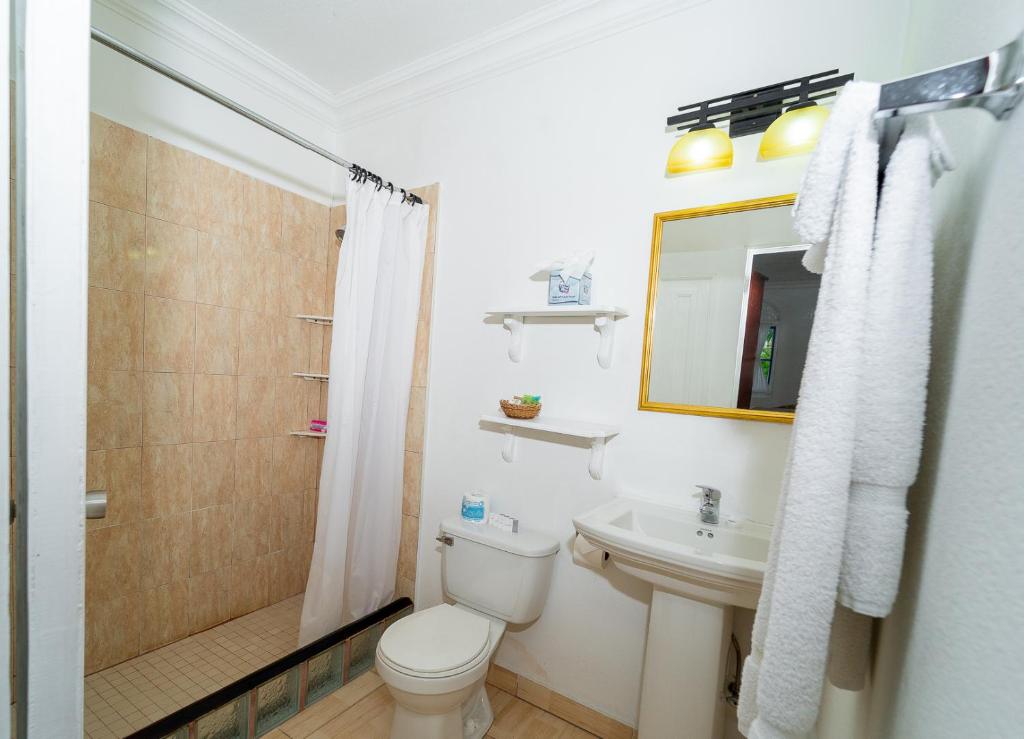 Franklyn D. Resort & Spa — Hotel rooms in Runaway Bay