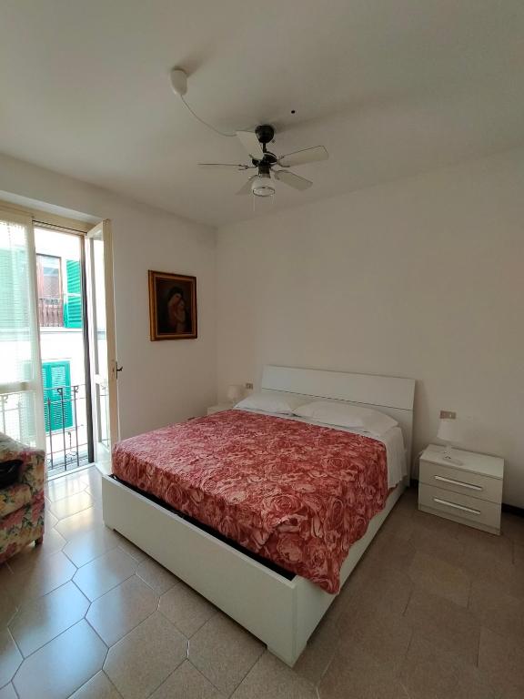 Central Guesthouse CIR 015146-CNI-01484, Milán