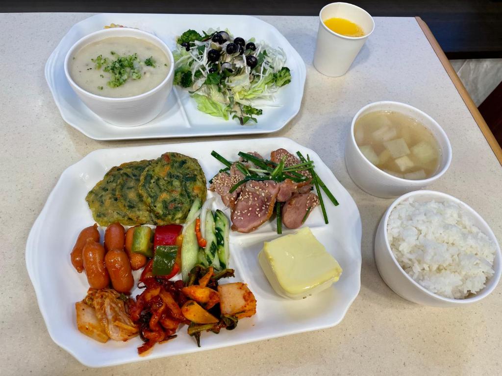 Aliments i begudes