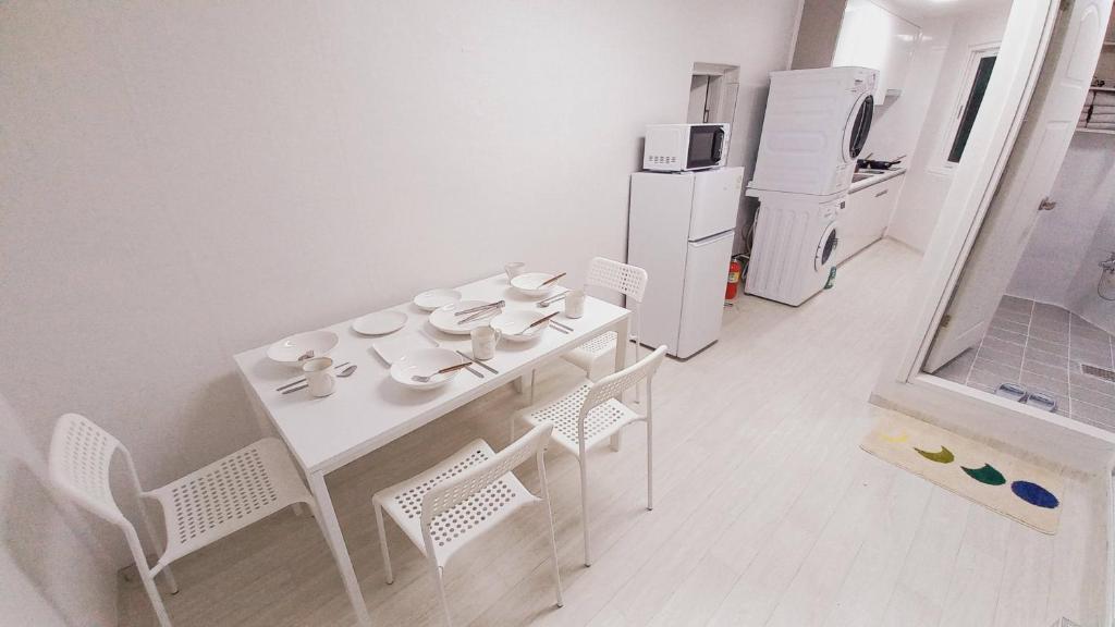 Woodland Apartment – For foreigners only