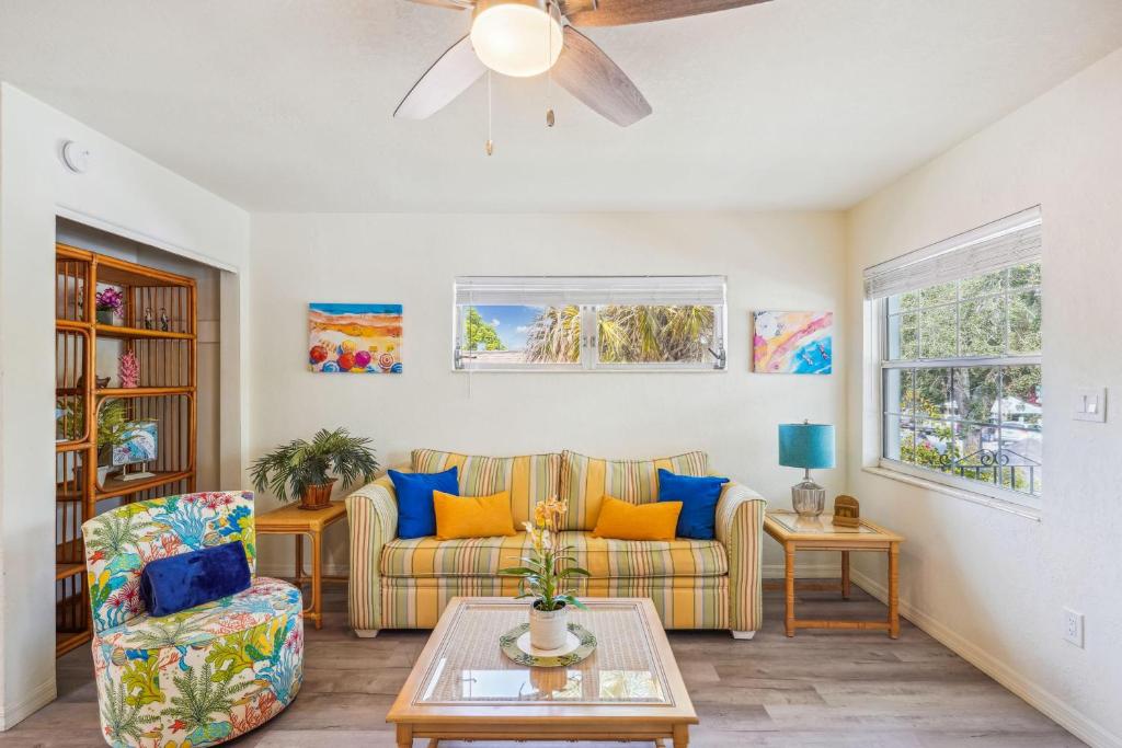 Beach Quarters #8, St Petersburg