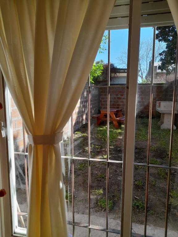 AYNA Alojamiento, situado en el centro de Villa Elisa, Entre Rios - 3