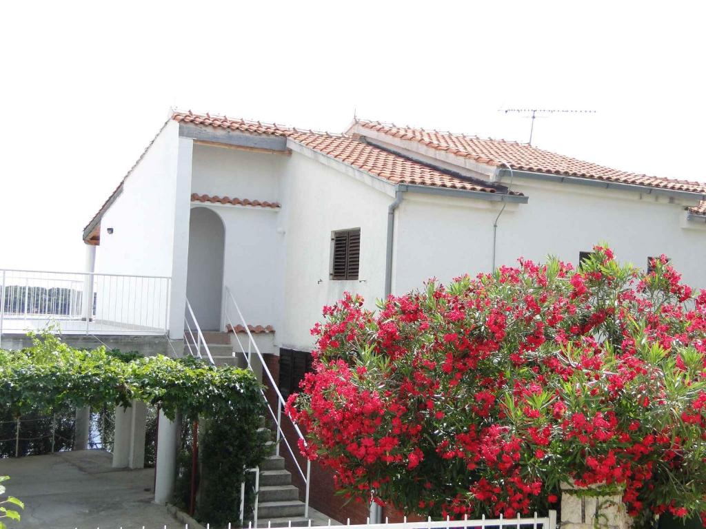 Apartment in Primosten - Sibenik Riviera 45762, Primošten