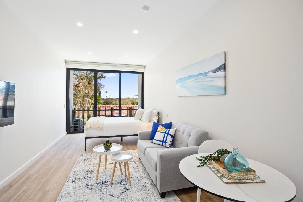 Miranda Studio Apartments