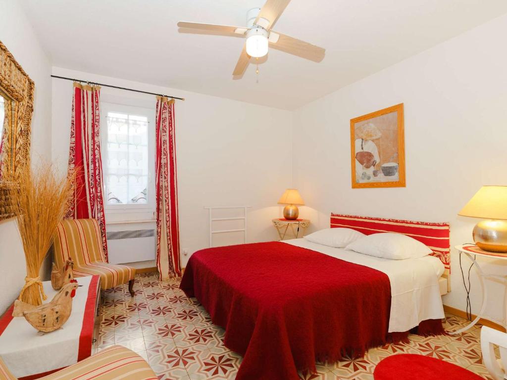 Appartement Spacieux dans Domaine Viticole à 2 km de Narbonne-Plage, 3 Chambres, Accès WiFi Inclus - FR-1-409-180 - 5