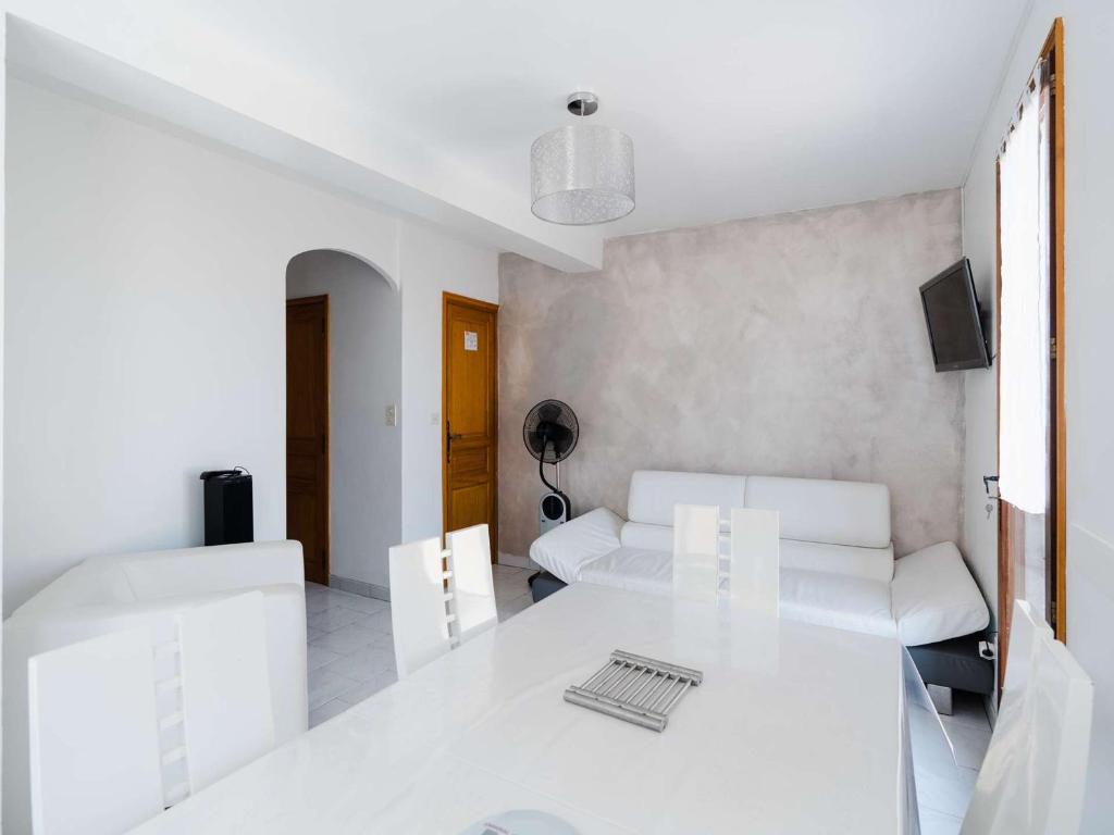 Villa familiale spacieuse à Narbonne-Plage pour 6 pers, parking privé, animaux admis - FR-1-409-194 - 3