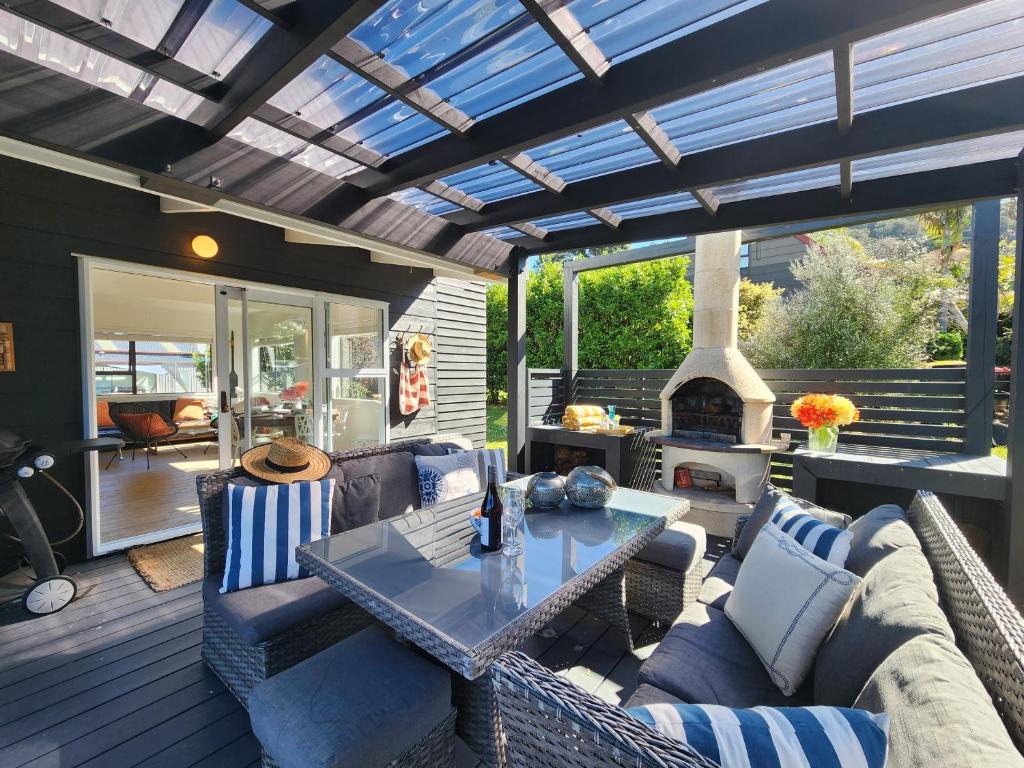 Hahei Ocean's 68, Hahei