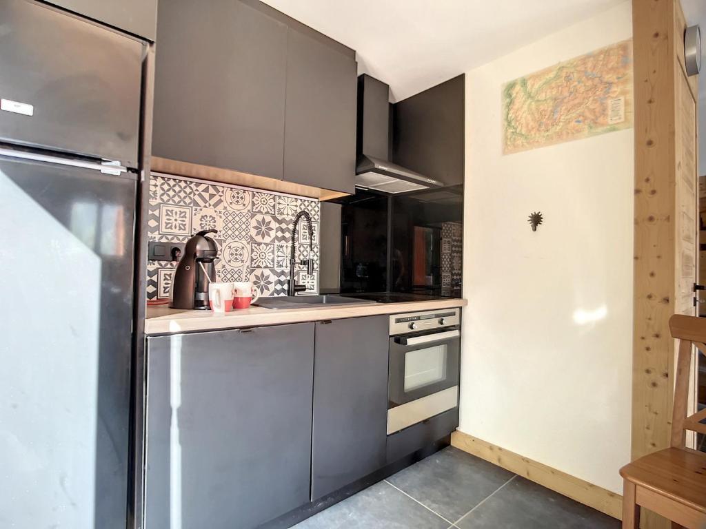 Chalet à Méribel avec Jacuzzi et Parking, 4 Chambres - FR-1-688-64 - 5