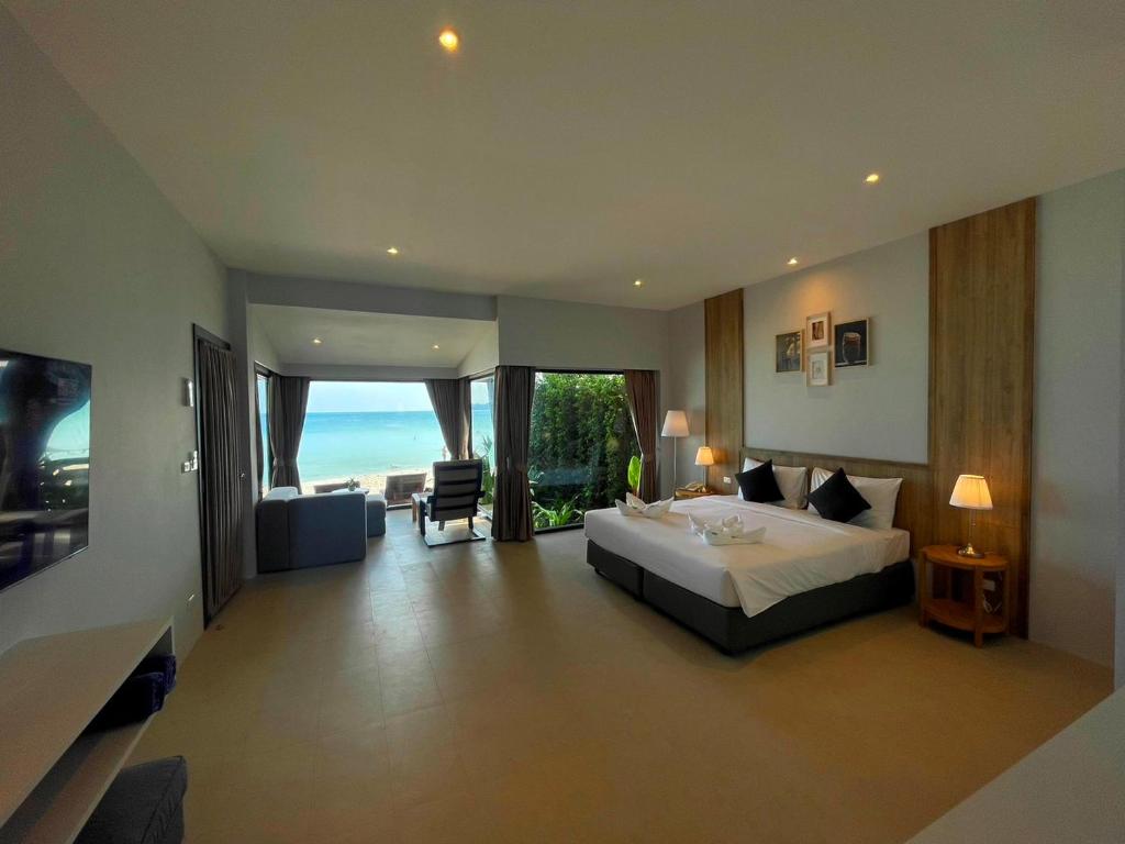 Evergreen Resort