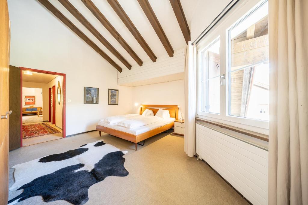 3403 Heimelige Wohnung mit viel Dachschraege - 4