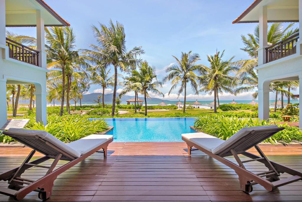 Villas Resort Pool View Beachfront Da Nang