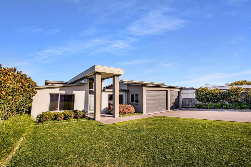 Riverside Haven, Bairnsdale