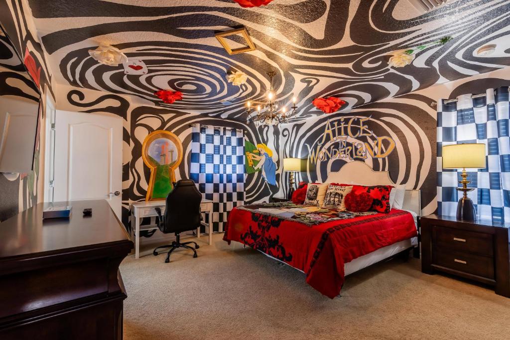 Across from clubhouse Private Pool and Game Room., Kissimmee