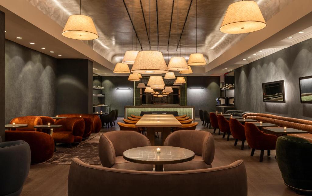 톰슨 센트럴 파크 뉴욕 바이 하얏트 (Thompson Central Park New York By Hyatt)